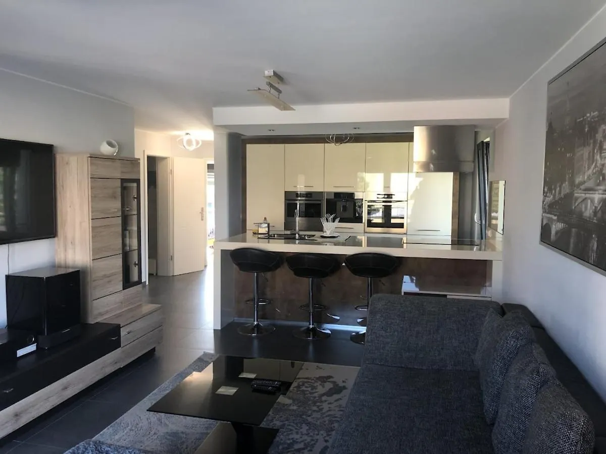 Entire Apartment In Schieren - 2 Bedrooms